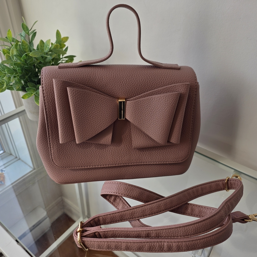 Women’s Pink Bow Accent Top-Handle Crossbody Bag